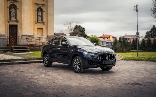 Maserati Levante rental in tenerife